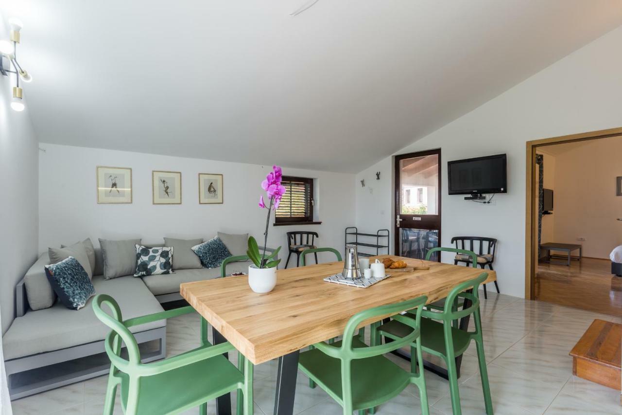 Apartment Lungera